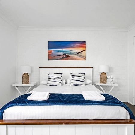 Husky 56 Beachfront Villa'S - Great Location On The Beach Хъскисън Екстериор снимка