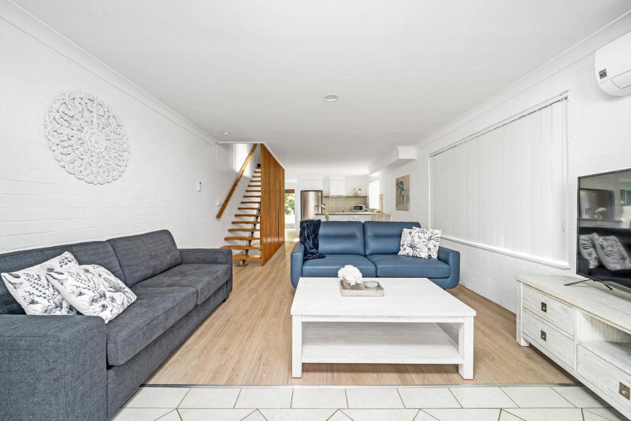 Husky 56 Beachfront Villa'S - Great Location On The Beach Хъскисън Екстериор снимка