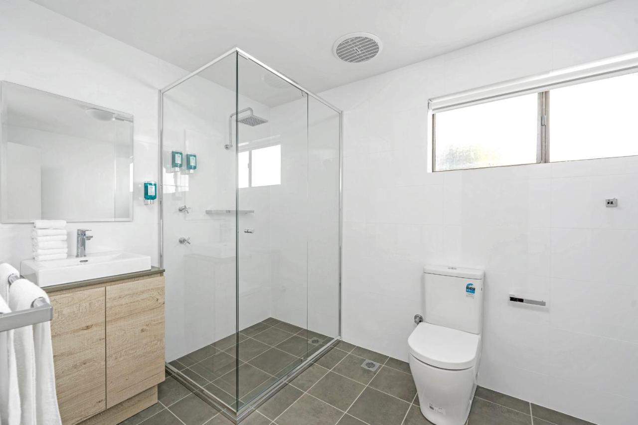 Husky 56 Beachfront Villa'S - Great Location On The Beach Хъскисън Екстериор снимка